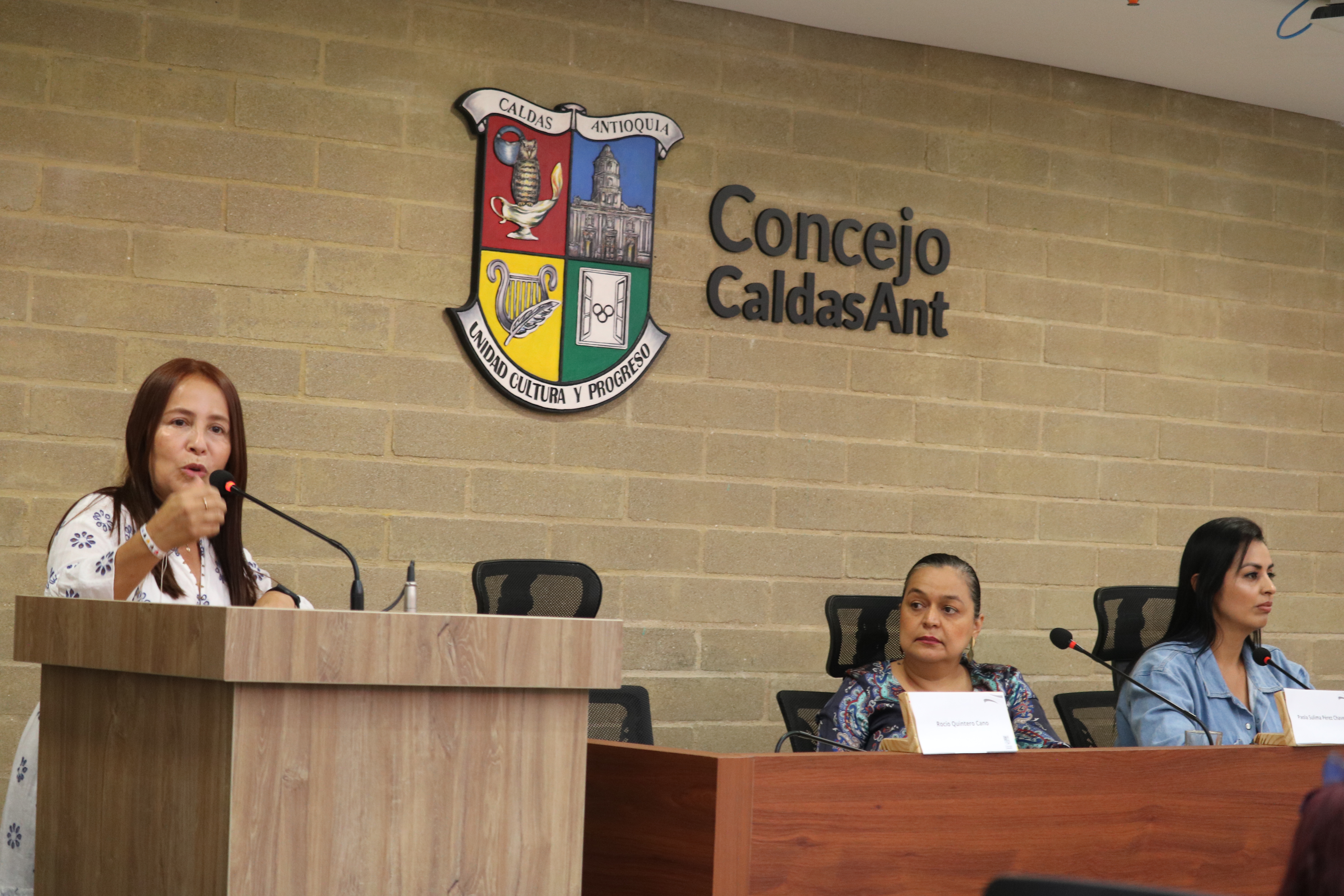 Imagen del álbum Conmemoración del Día Internacional de la Mujer