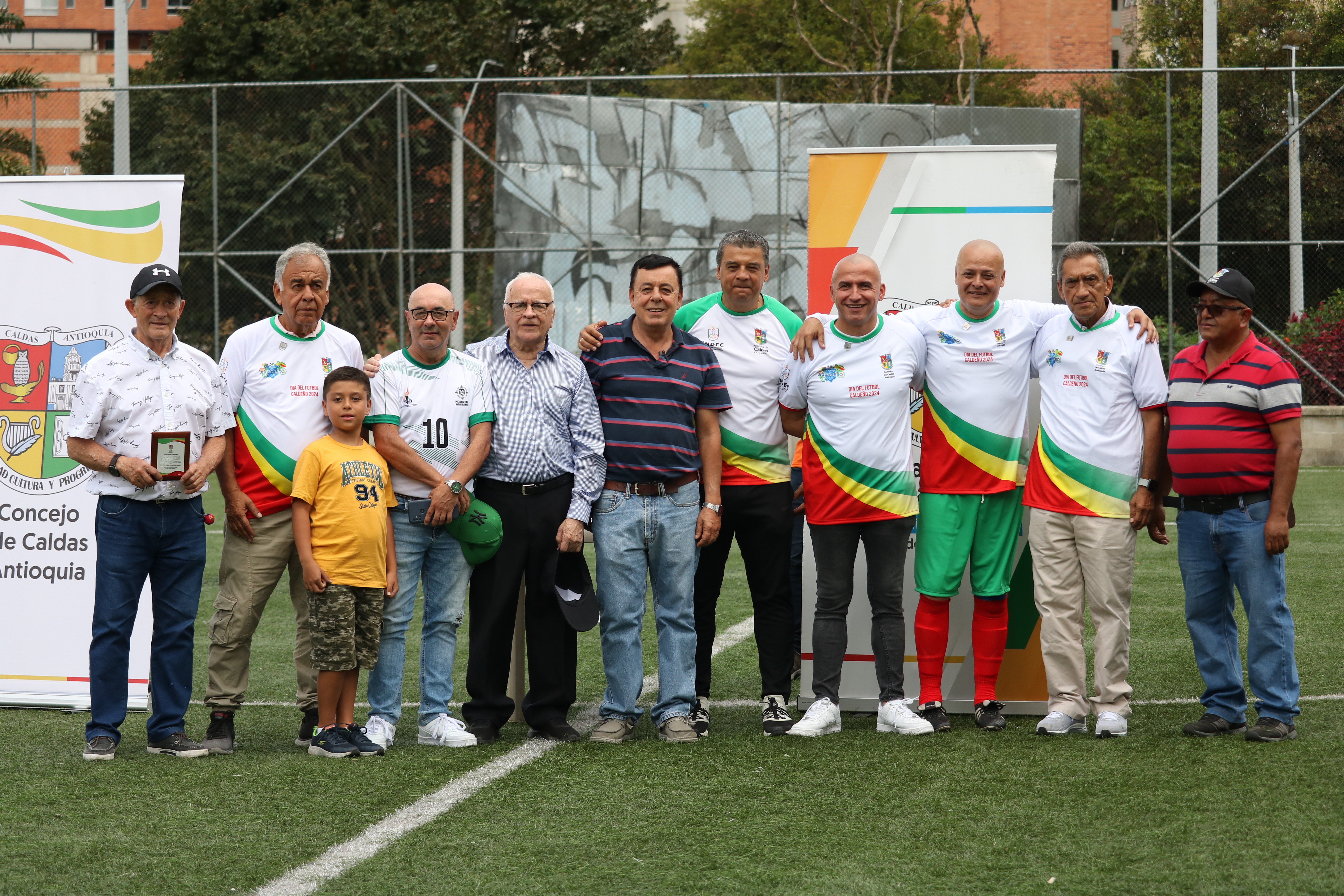 Imagen del álbum Día del Fútbol Caldeño